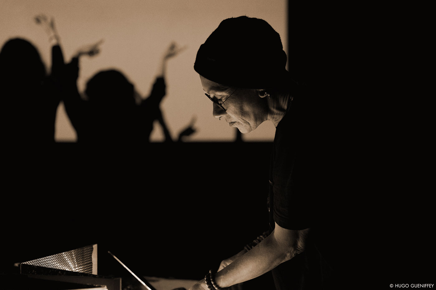 Katia Vonna Beltran en performance pour Life is a lab.